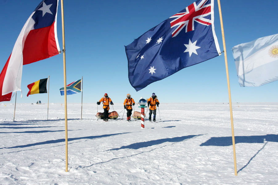 ANI" Expedition approaching Ceremonial South Pole.
